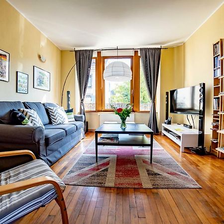 L'Enchantraine - Gite Tout Confort Et Tarif Tout Inclus - Appartement Spacieux Et Accueillant Sur Epinal Bagian luar foto