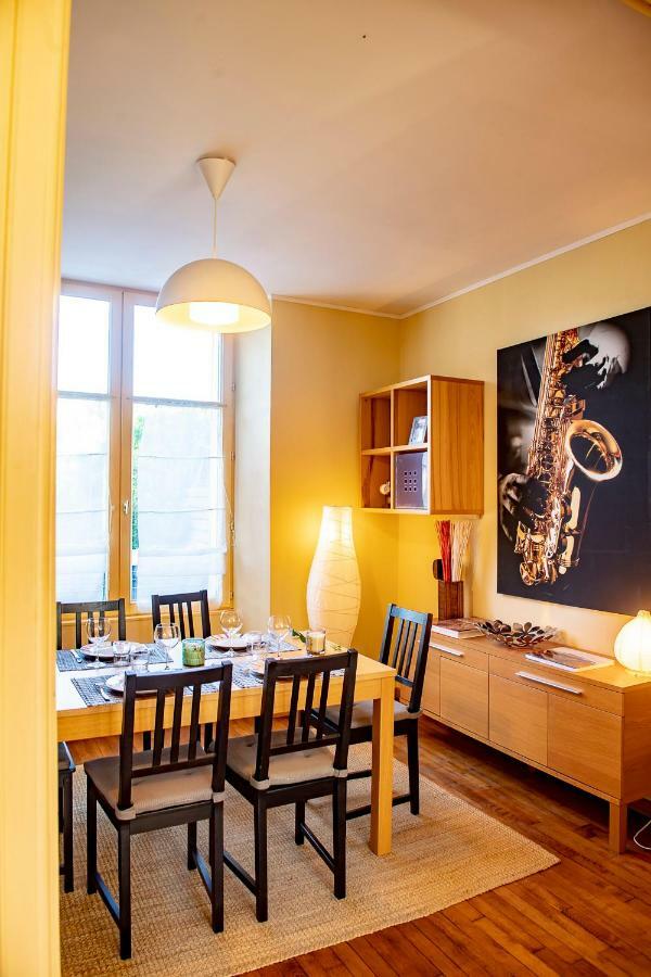 L'Enchantraine - Gite Tout Confort Et Tarif Tout Inclus - Appartement Spacieux Et Accueillant Sur Epinal Bagian luar foto